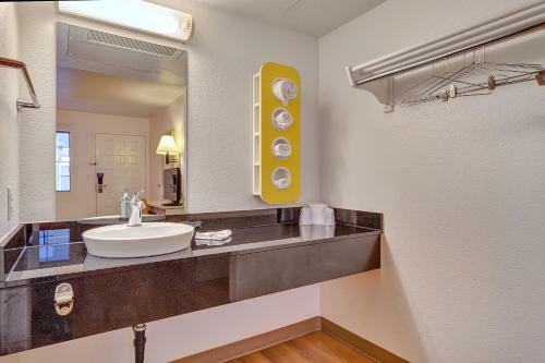 Motel 6 Santa Rosa North