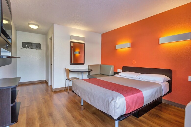 Motel 6 Santa Rosa South