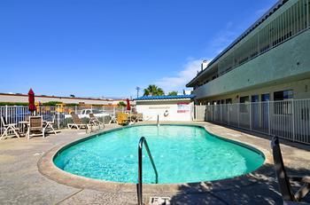 Motel 6 Palm Springs North