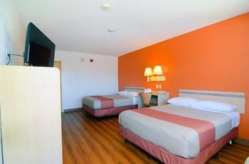 Motel 6 Palm Springs North