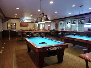 Hotel Grand View Inn And Suites