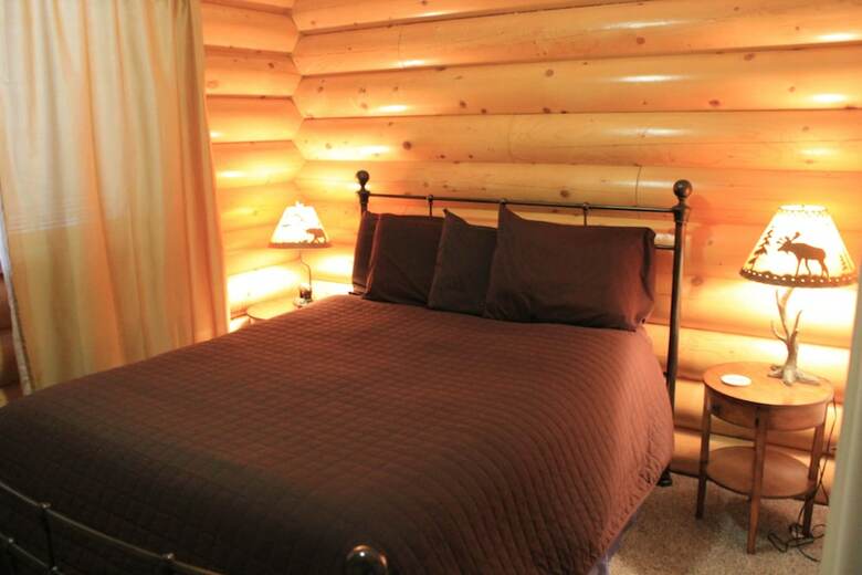 Bed & Breakfast Meandering Moose Lodging