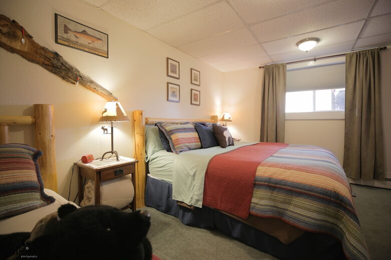 Jewel Lake Bed & Breakfast