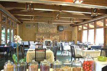 Hotel Carmel Valley Lodge And Resort