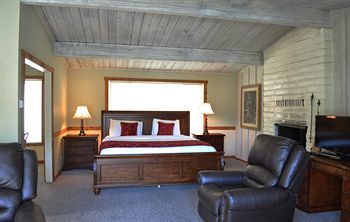 Hotel Carmel Valley Lodge And Resort