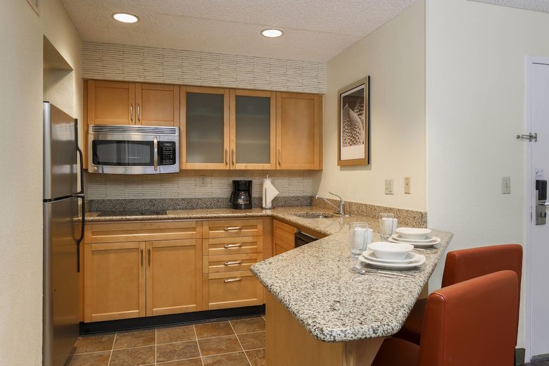 Hotel Residence Inn By Marriott Bakersfield