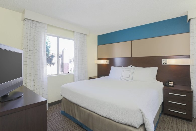 Hotel Residence Inn By Marriott Bakersfield