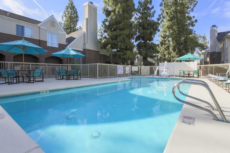 Hotel Residence Inn By Marriott Bakersfield