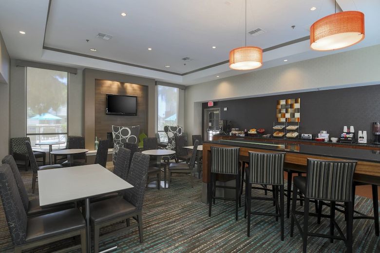 Hotel Residence Inn By Marriott Bakersfield