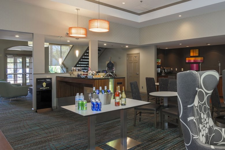 Hotel Residence Inn By Marriott Bakersfield