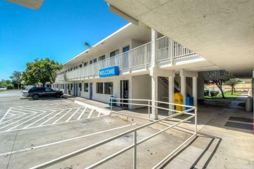 Motel 6 Redding North