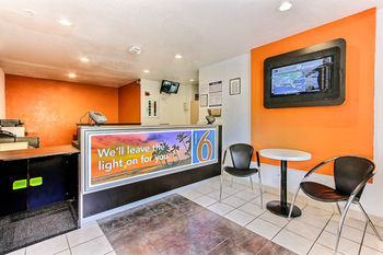 Motel 6 Santa Clara