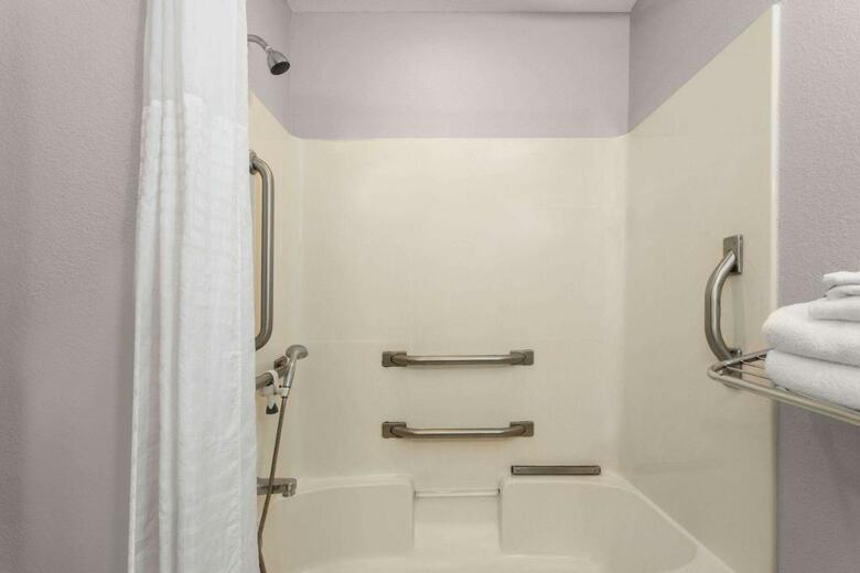 Hotel Microtel Inn & Suites By Wyndham Panama City