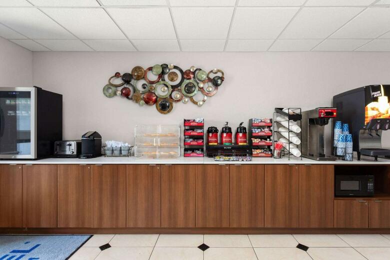Hotel Microtel Inn & Suites By Wyndham Panama City