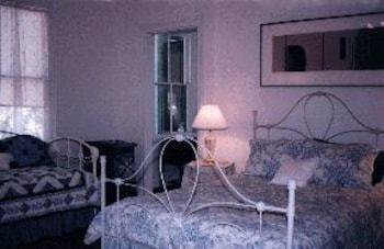Pensacola Victorian Bed And Breakfast