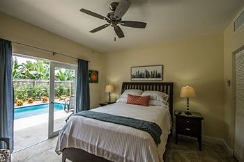 Bed & Breakfast Inn On The Drive