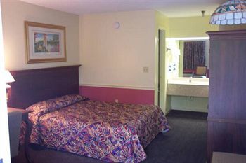 Crosby's Motor Inn