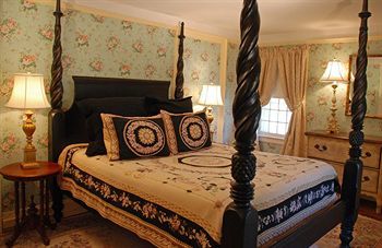 Bed & Breakfast Bee And Thistle Inn