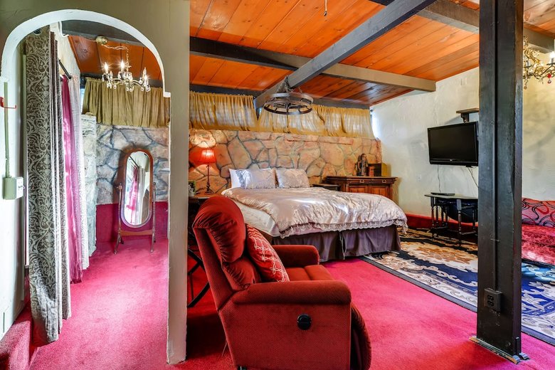 Cliff House Lodge Bed And Breakfast