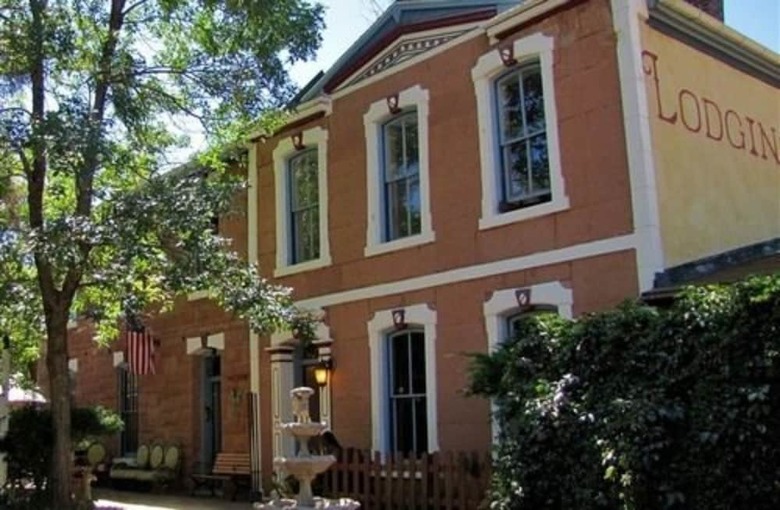Cliff House Lodge Bed And Breakfast
