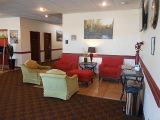 Hotel Clarion Inn And Conference Center