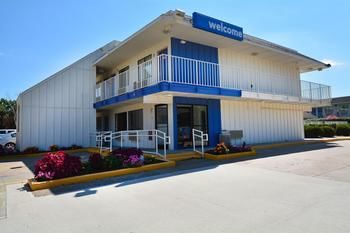 Motel 6 Hartford - Windsor Locks