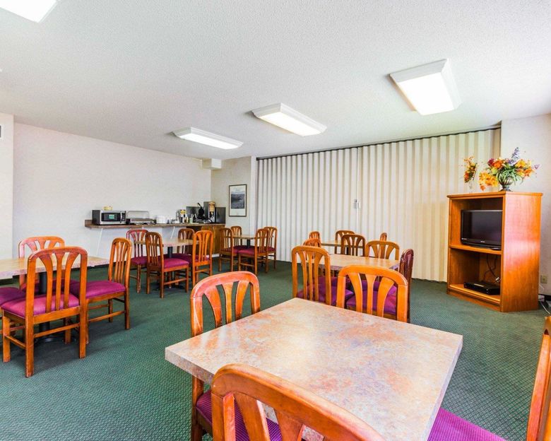 Hotel Quality Inn And Suites