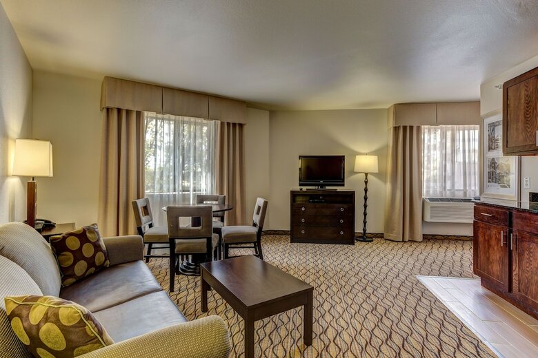 Holiday Inn Express Hotel & Suites Montrose-townsend