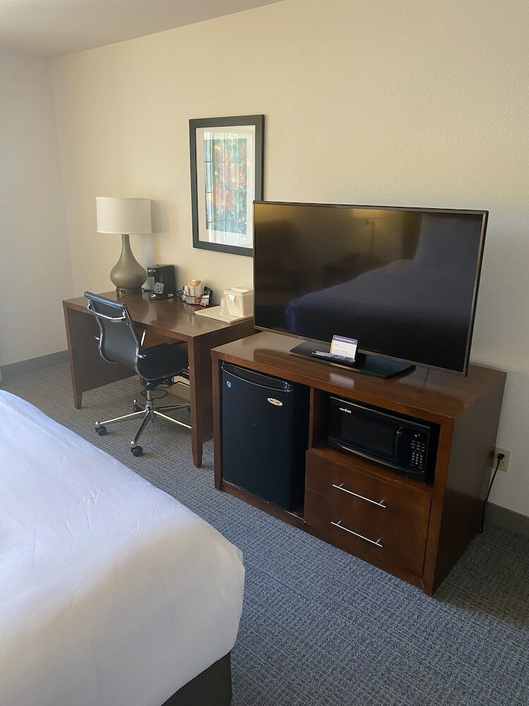 Hotel Comfort Inn & Suites