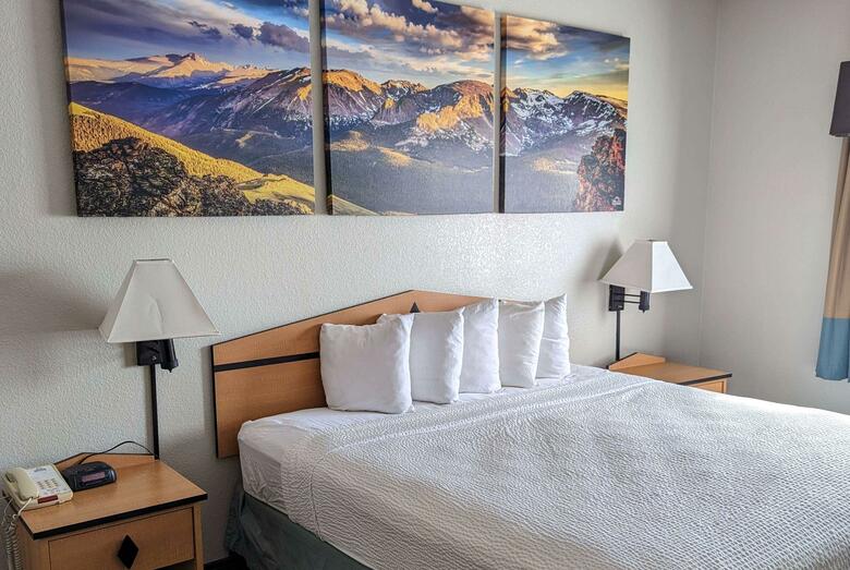 Hotel Days Inn & Suites Castle Rock