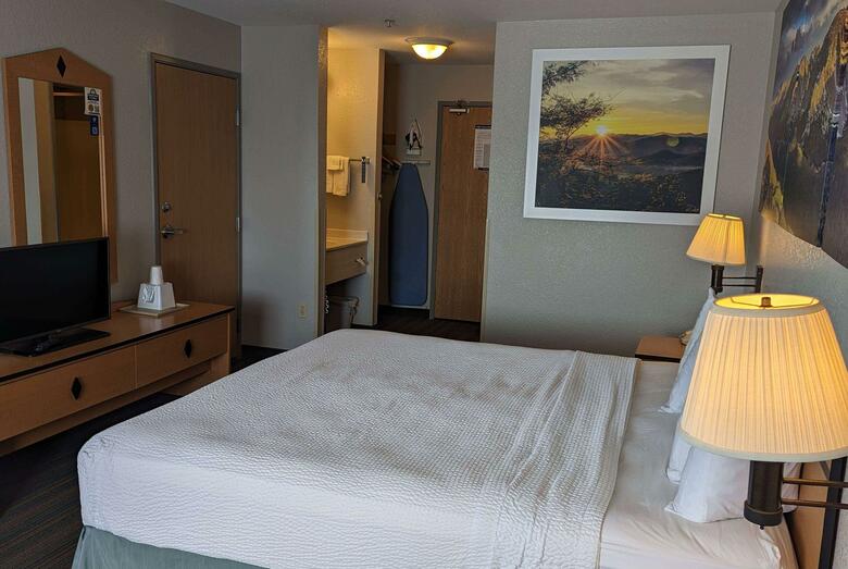 Hotel Days Inn & Suites Castle Rock