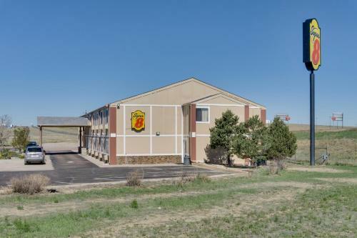 Motel Super 8 Limon