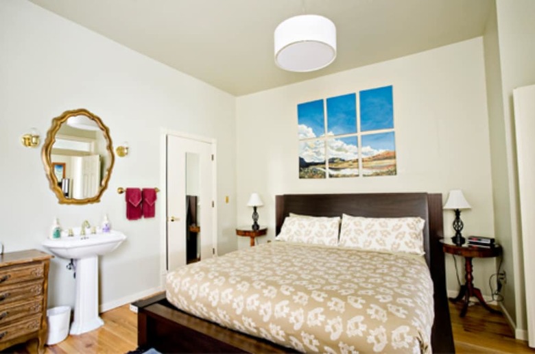 Queen Anne Bed And Breakfast
