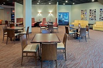 Hotel Holiday Inn Evansville Airport