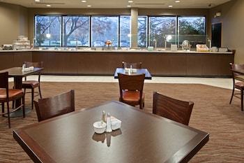 Hotel Holiday Inn Evansville Airport