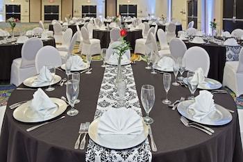 Hotel Holiday Inn Evansville Airport