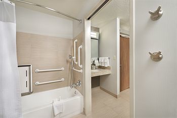 Hotel Courtyard By Marriott South Bend-mishawaka