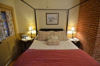 Beechwood Inn - Bed Breakfast And Wine Cellar