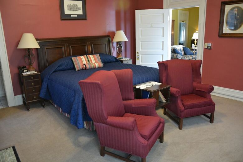 Page House Bed And Breakfast