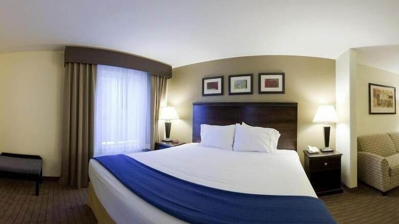 Holiday Inn Express And Suites Moultrie, An Ihg Hotel