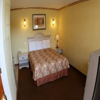 Hotel Glen Capri Inn &suites - San Fernando Rd