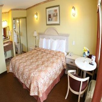 Hotel Glen Capri Inn &suites - San Fernando Rd
