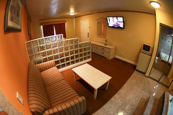 Hotel Glen Capri Inn &suites - San Fernando Rd
