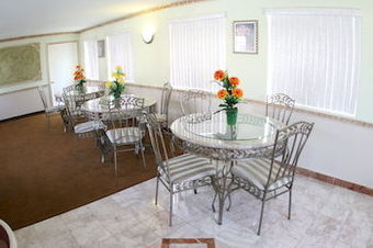 Hotel Glen Capri Inn &suites - San Fernando Rd
