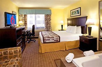 Motel 6 Crossroads Mall-waterloo-cedar Falls