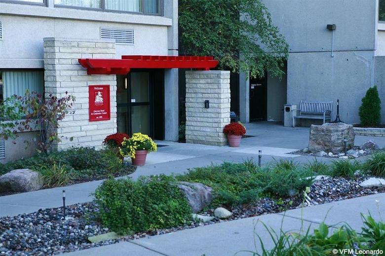 Gateway Hotel And Conference Center
