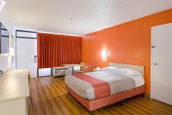 Motel 6 Baton Rouge Southeast