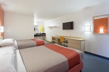 Motel 6 Baton Rouge Southeast