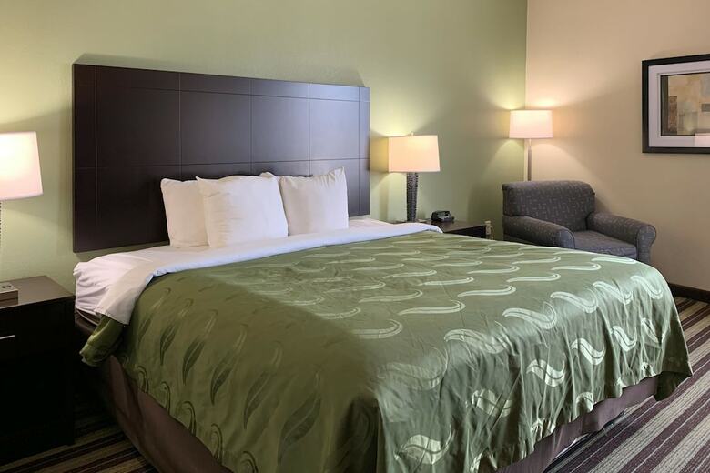 Hostal Quality Inn And Suites