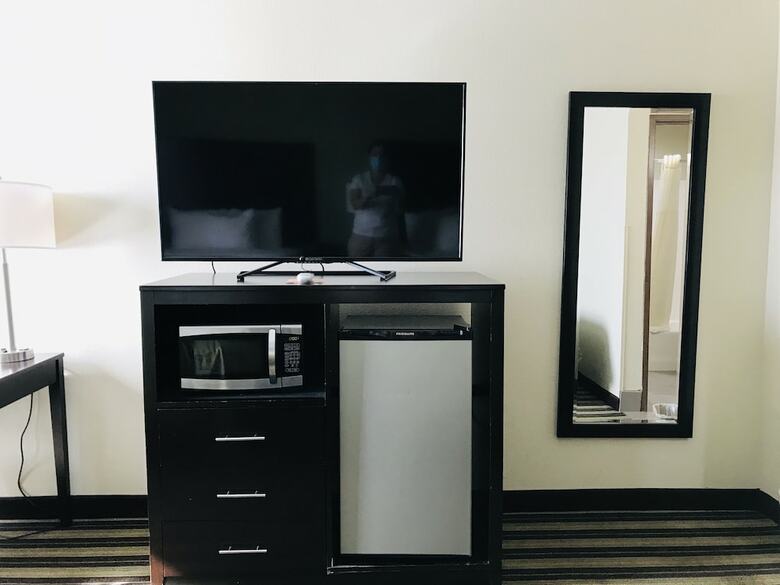 Hostal Quality Inn And Suites
